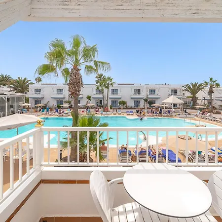Aparthotel Arena 3*